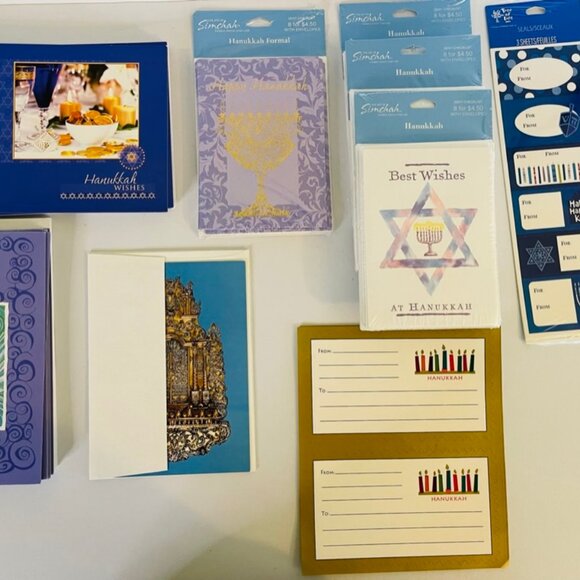 NWT Bundle of Chanukah Gift Tags & Chanukah Greeting Cards with Envelopes - Picture 3 of 3